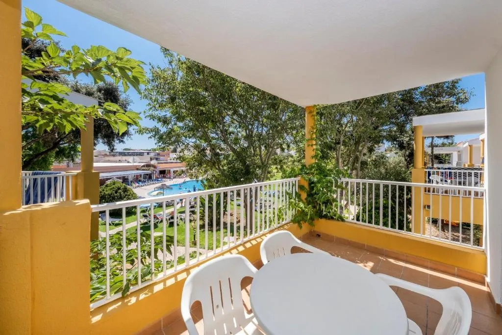 APARTMENT ONE BEDROOM Room, Comitas Isla del Aire, Menorca