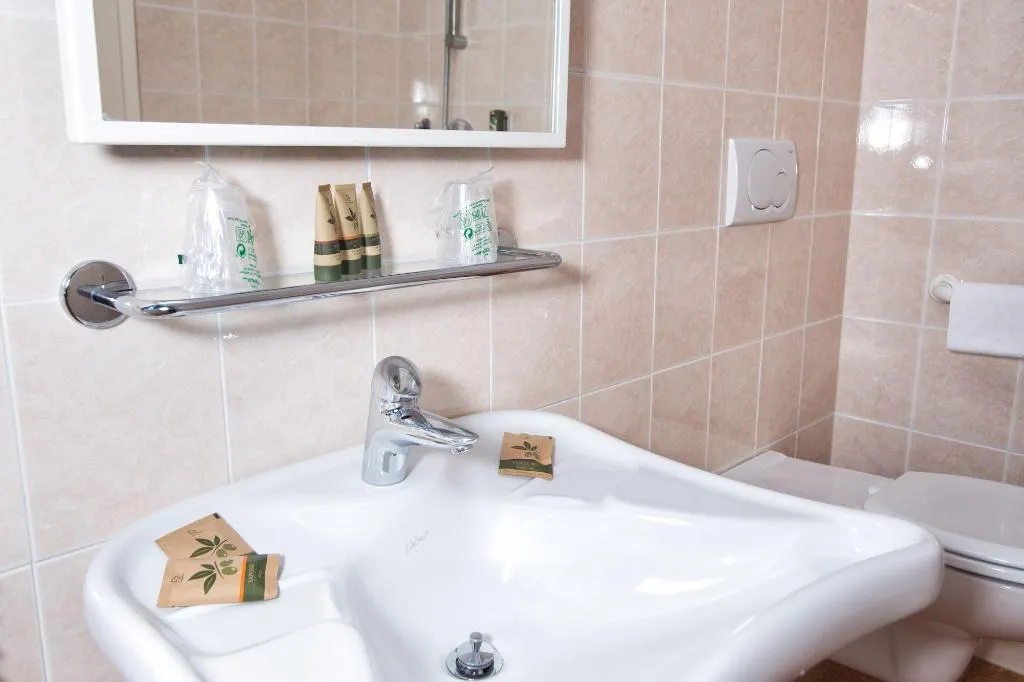 Room, MyLAGO Garda Active Hotel, Milan