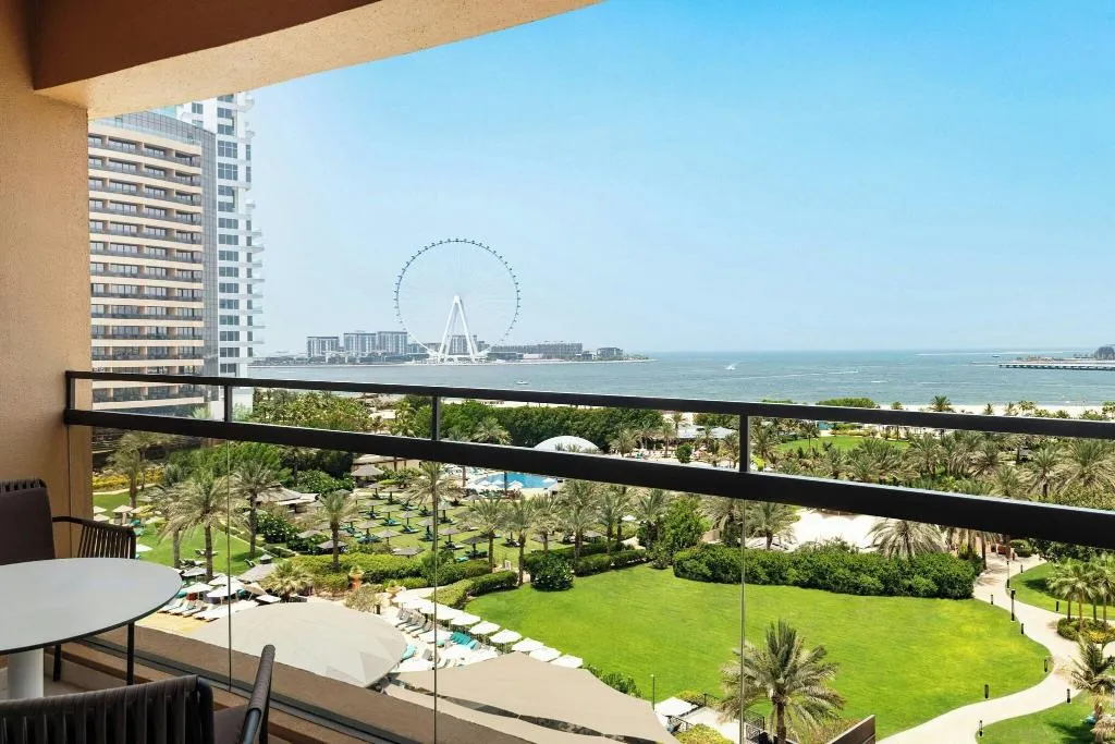 DOUBLE SUPERIOR SEA VIEW Room, Le Royal Meridien Beach Resort and Spa, Dubai