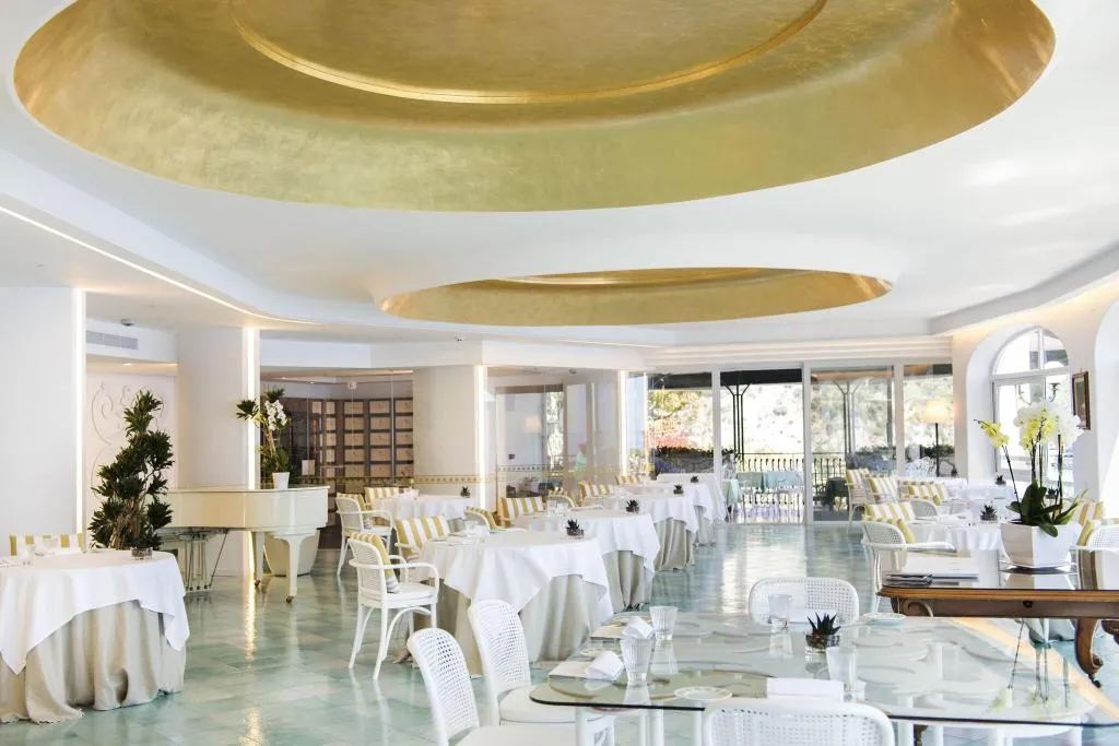 Restaurant, Le Agavi hotel, Naples