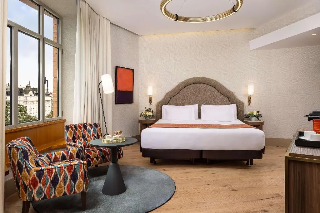 Room, NH Collection Madrid Paseo del Prado, Madrid