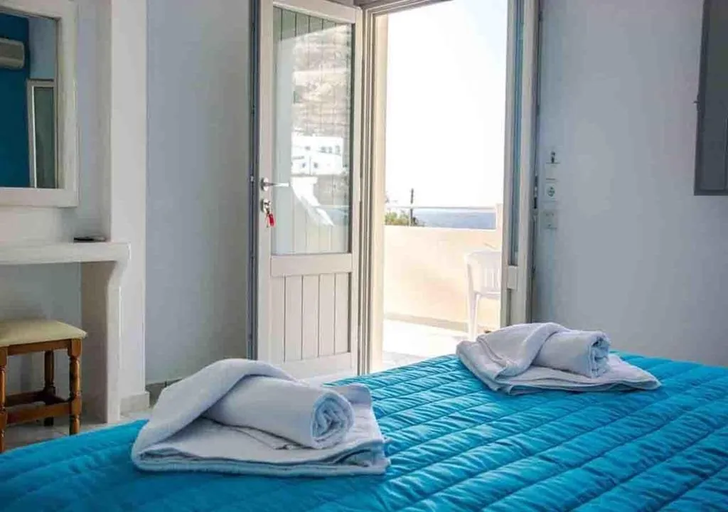 Conferences, Sail Inn, Santorini
