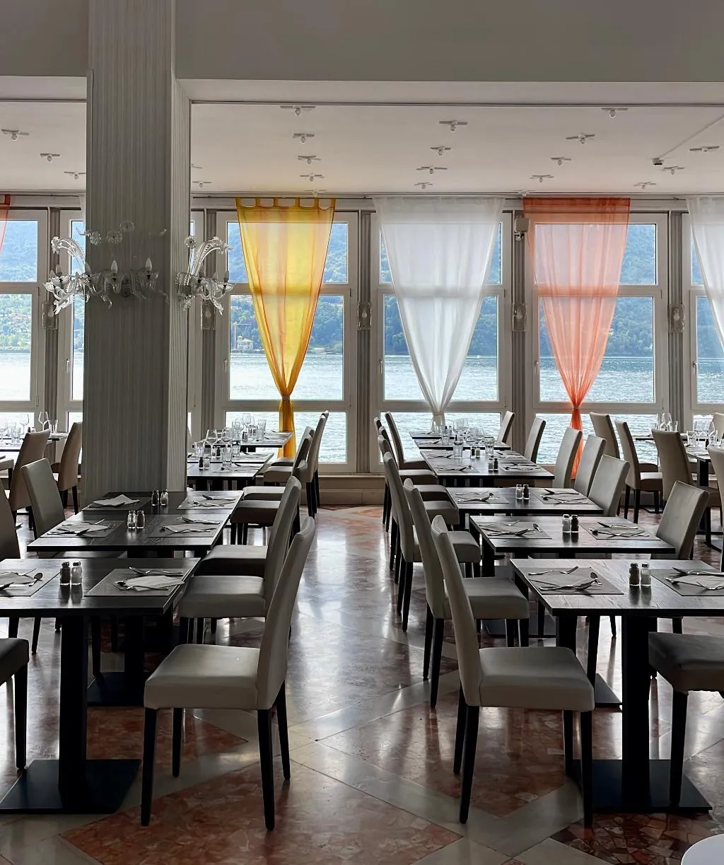Restaurant, Hotel Bazzoni et Du Lac, Milan