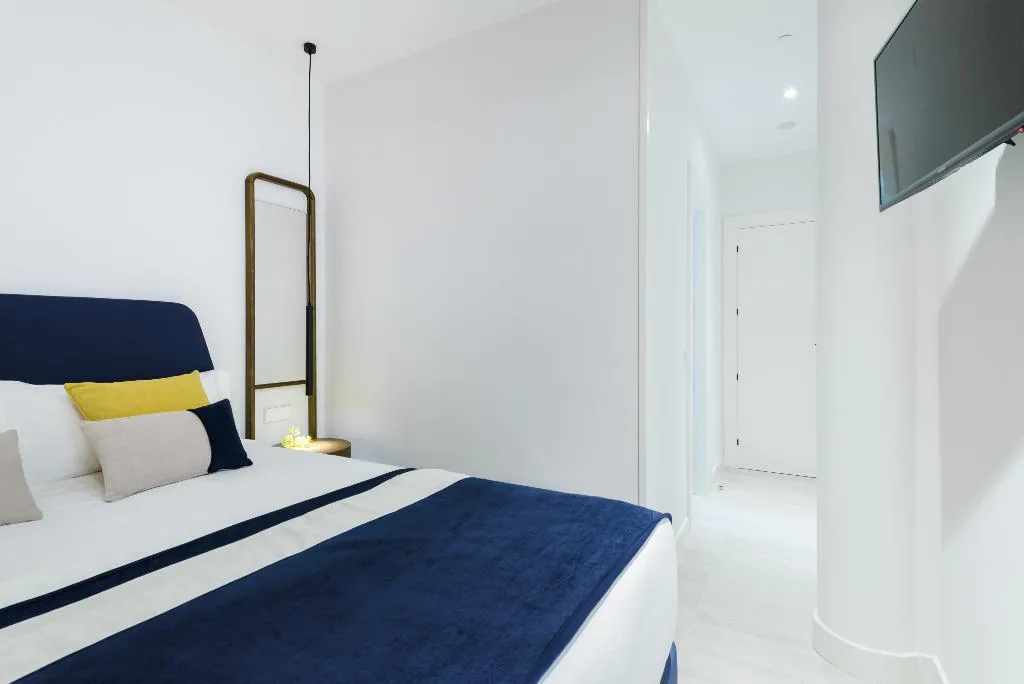 APARTMENT TWO BEDROOMS Room, Smartrental Collection Gran Vía Centric, Madrid
