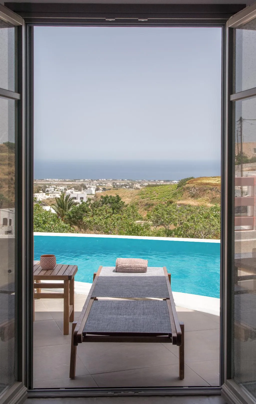SUITE WITH PRIVATE POOL Room, Amphitrite Suites Santorini, Santorini