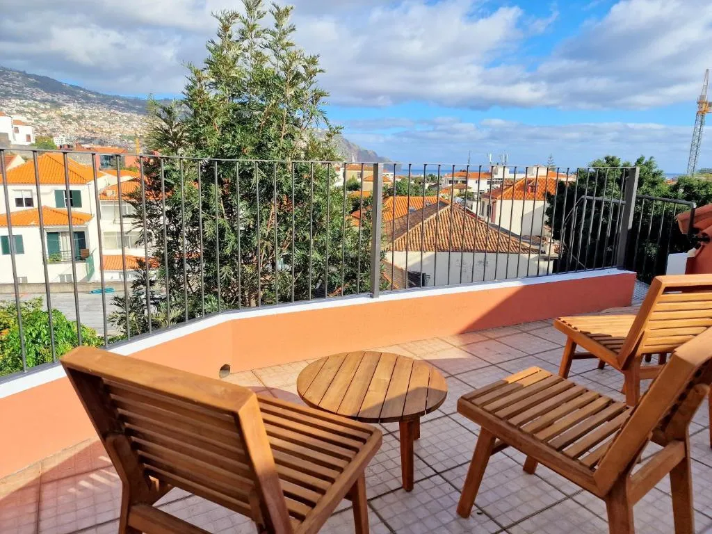 Terrace, ASPA Studios - Urban Conscious Living, Madeira