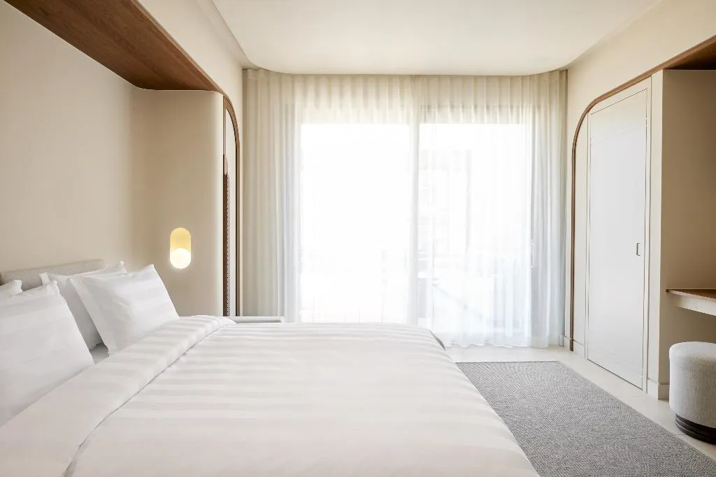 SUITE ONE BEDROOM Room, Daios Cove, Crete