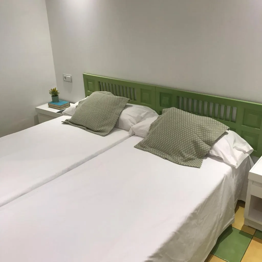 Double or Twin STANDARD Room, LEON DORMIDO Room & Apartments, Costa Blanca