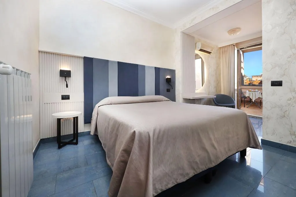 Double or Twin STANDARD Room, Rimini Hotel, Rome