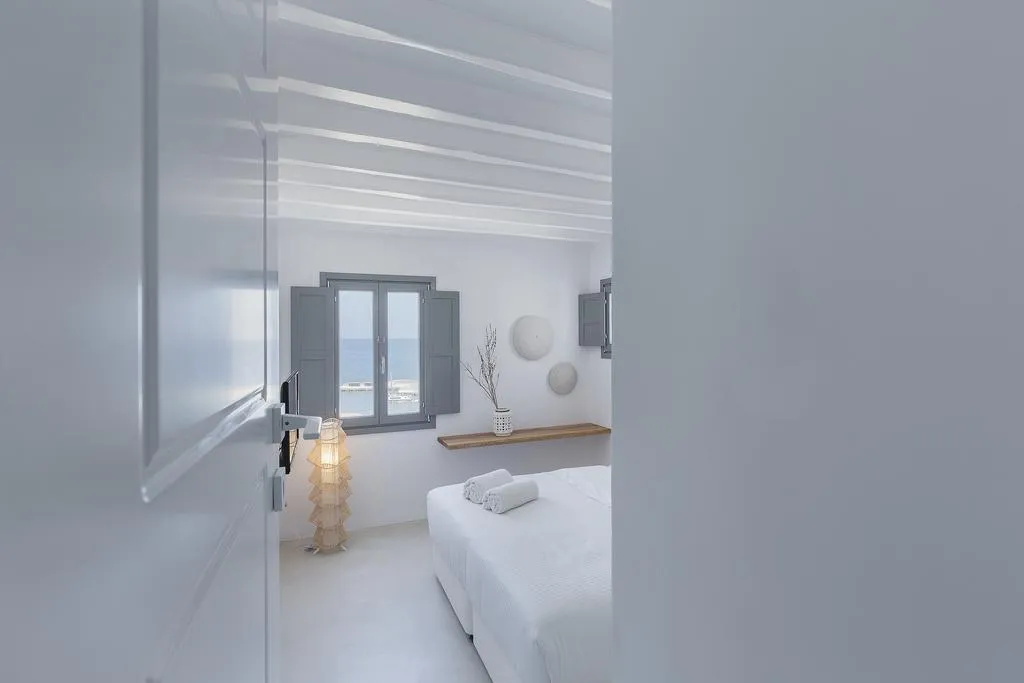 VILLA FIVE BEDROOMS WITH PRIVATE POOL Room, Sea Line Villas, Mykonos