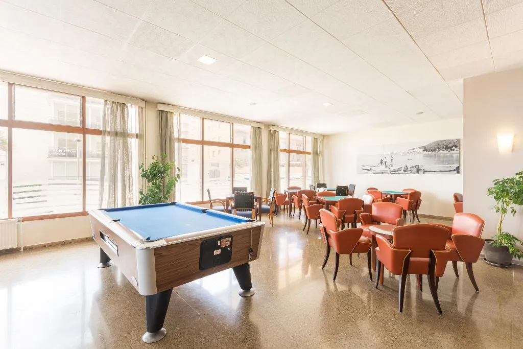 Sports and Entertainment, Hotel Monterrey Roses by Pierre & Vacances, Costa Brava