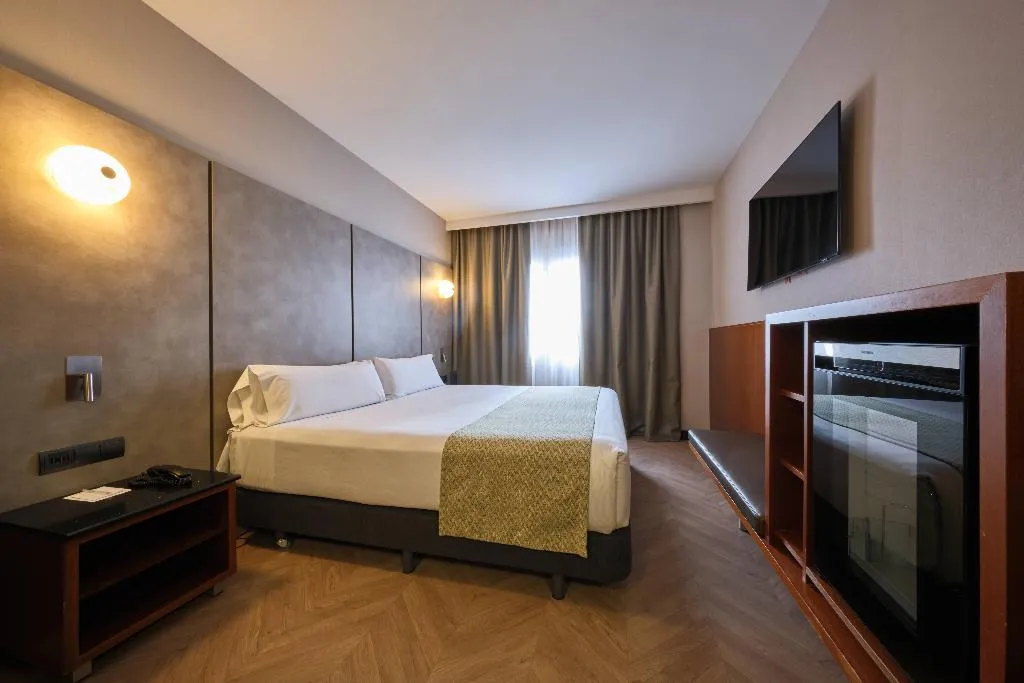 DOUBLE SINGLE USE PREMIUM Room, Catalonia Park Putxet, Barcelona