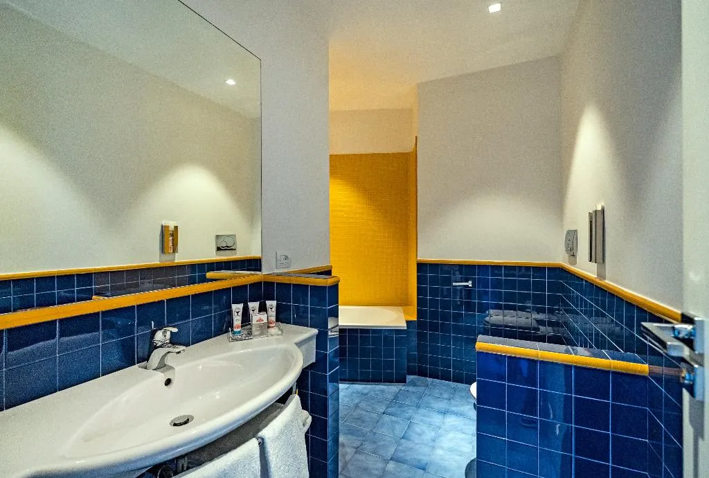 Double or Twin DELUXE SEA VIEW Room, Delfino, Naples