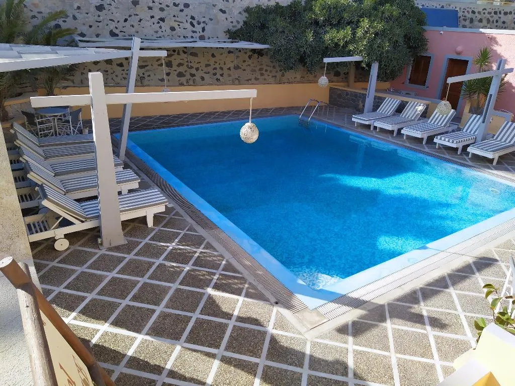 Pool, Sunrise, Santorini