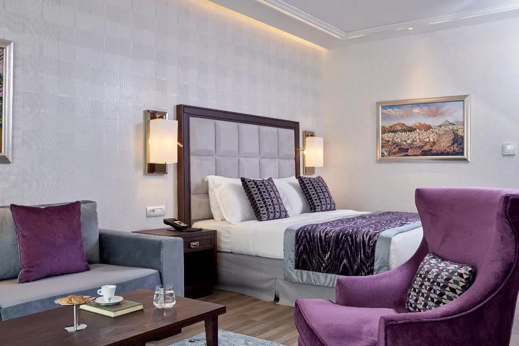 Double or Twin EXECUTIVE Room, Electra Metropolis, Athens