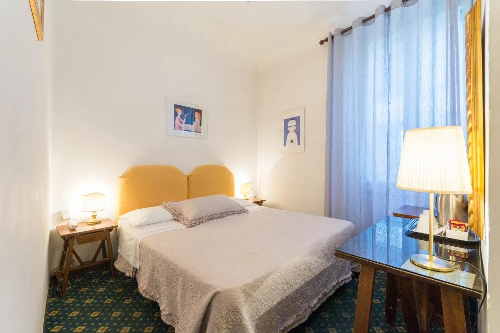 DOUBLE ECONOMY Room, Hotel Rex, Florence