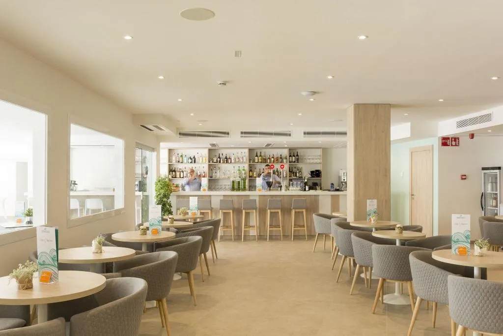 Bar, HSM Linda Playa, Majorca
