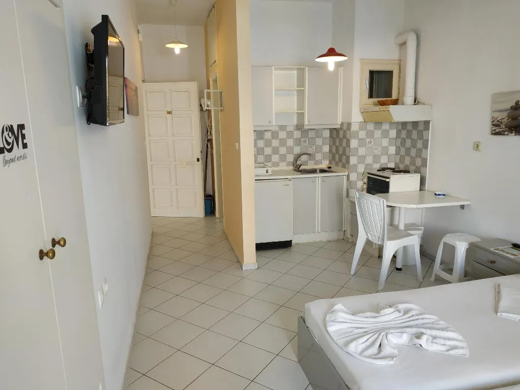 Room, Renia Studios, Crete
