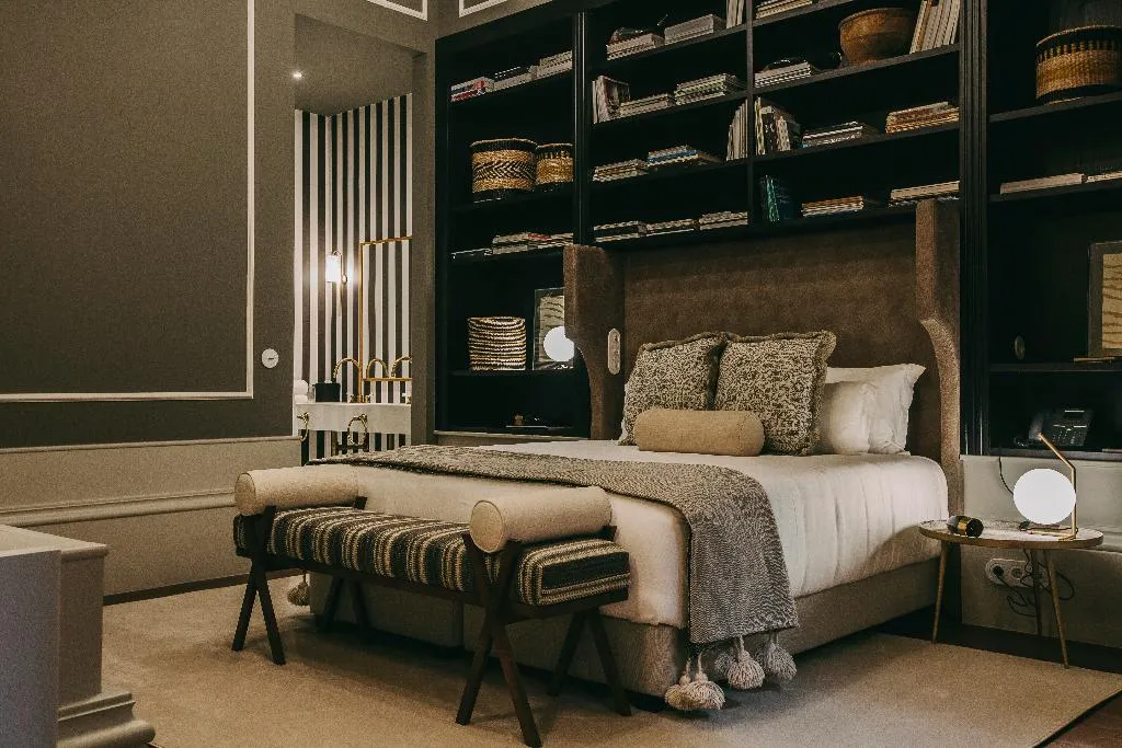 JUNIOR SUITE DELUXE Room, Torel 1884 Suites & Apartments, Porto