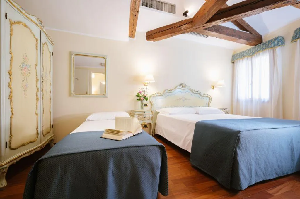 TRIPLE STANDARD Room, Do Pozzi, Venice