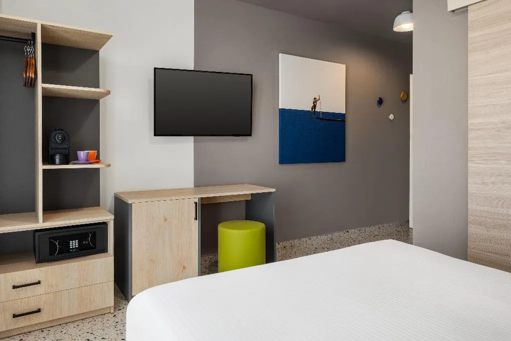 DOUBLE SUPERIOR Room, Argento Hotel Malta, Malta