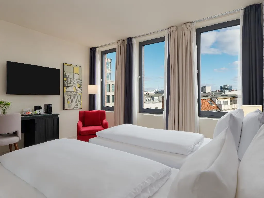 DOUBLE SINGLE USE DELUXE Room, H10 Berlin Ku'Damm, Berlin
