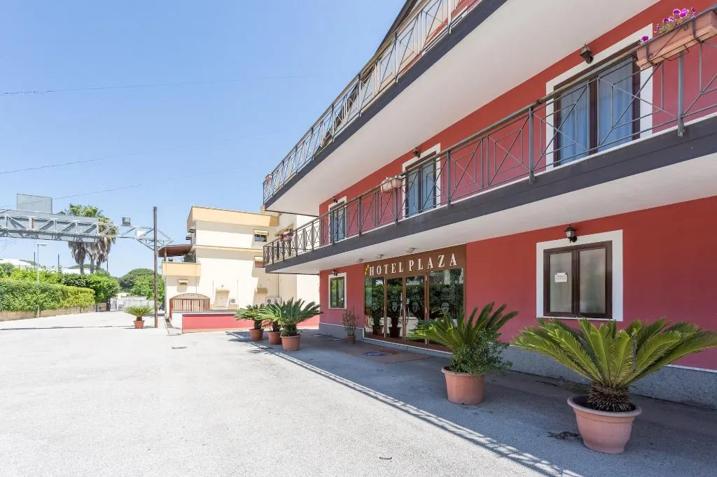 General view, Hotel Plaza, Naples