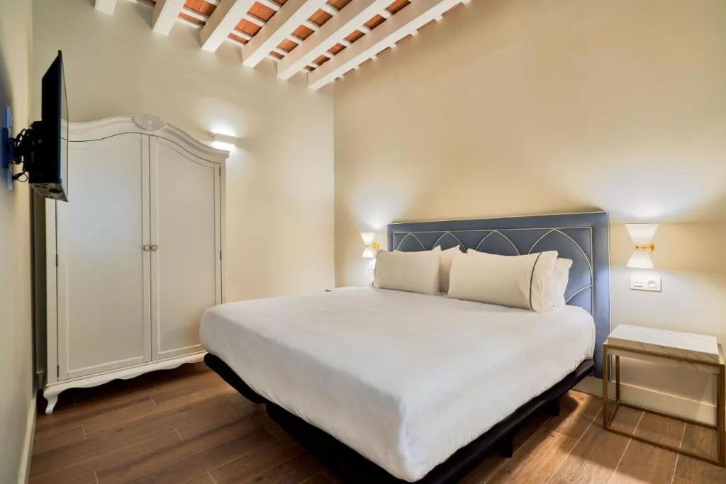 SUITE CAPACITY 5 TWO BEDROOMS Room, Tandem Palacio Veedor De Galeras Suites, Costa De La Luz