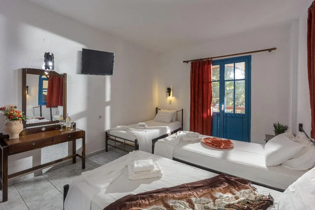 TRIPLE STANDARD Room, Palm Bay, Crete