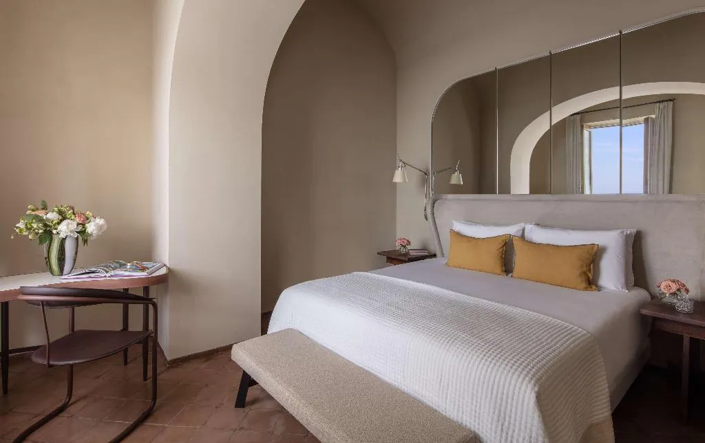 JUNIOR SUITE WITH VIEWS Room, Anantara Convento di Amalfi Grand Hotel, Naples
