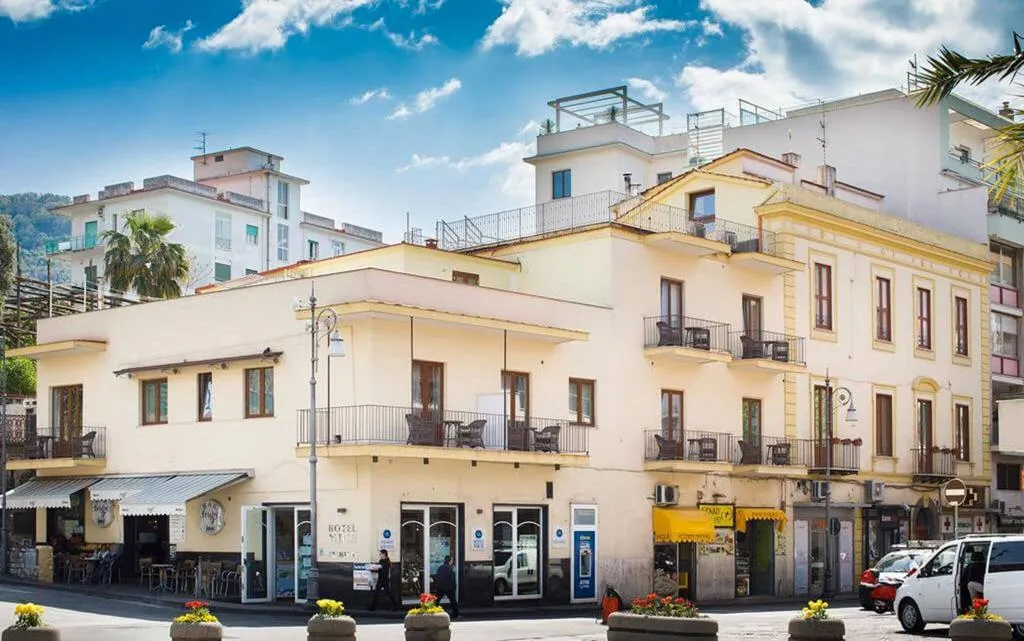 General view, Hotel Nice, Naples