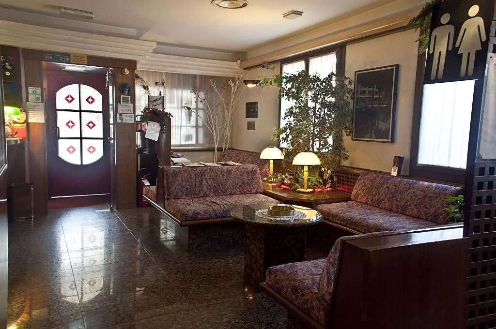 Lobby, Hotel Roma, Venice