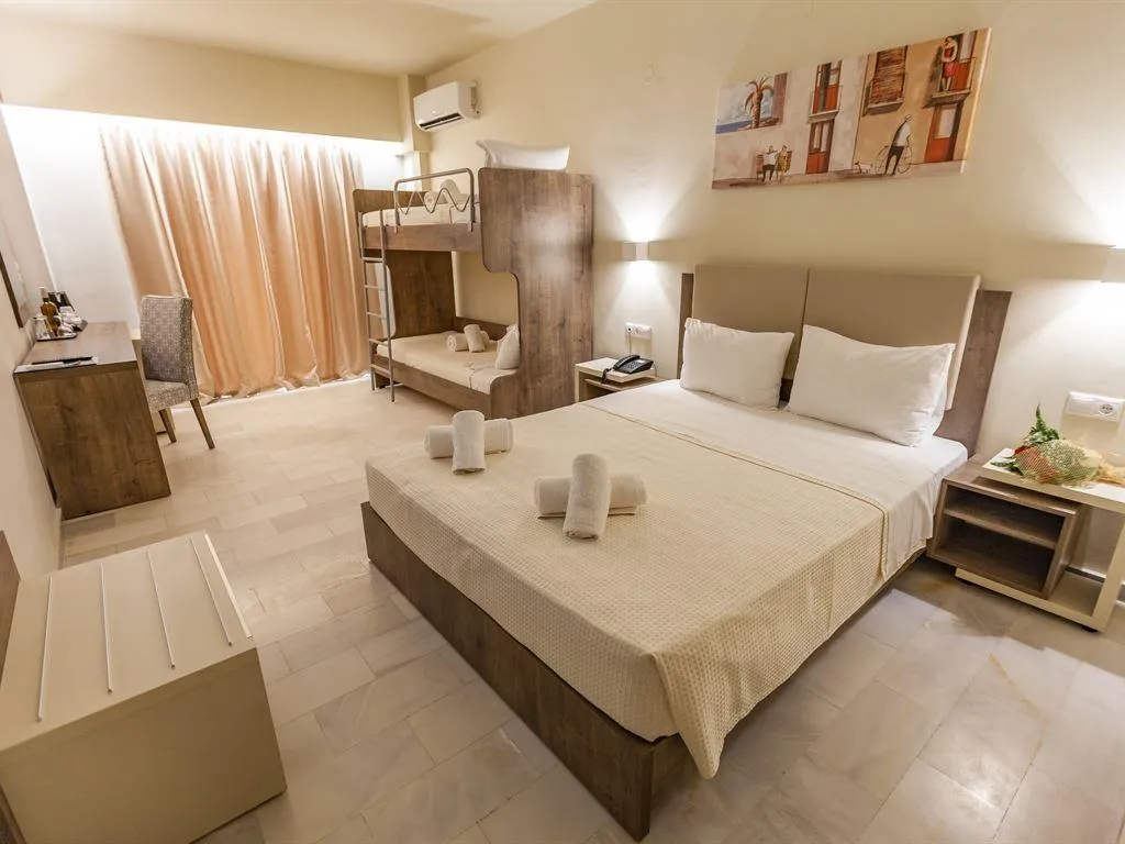 QUADRUPLE LAND VIEW Room, Harmony Rethymno Beach, Crete