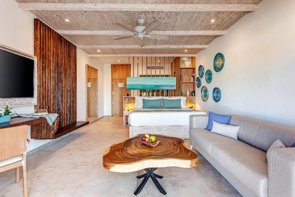 JUNIOR SUITE SUPERIOR OCEAN FRONT Room, Mystique Holbox by Royalton, A Tribute Portfolio, Cancun Area