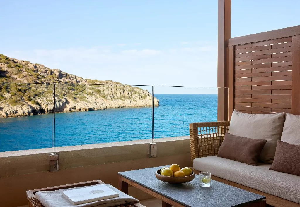 VILLA WITH PRIVATE POOL Room, Daios Cove, Crete