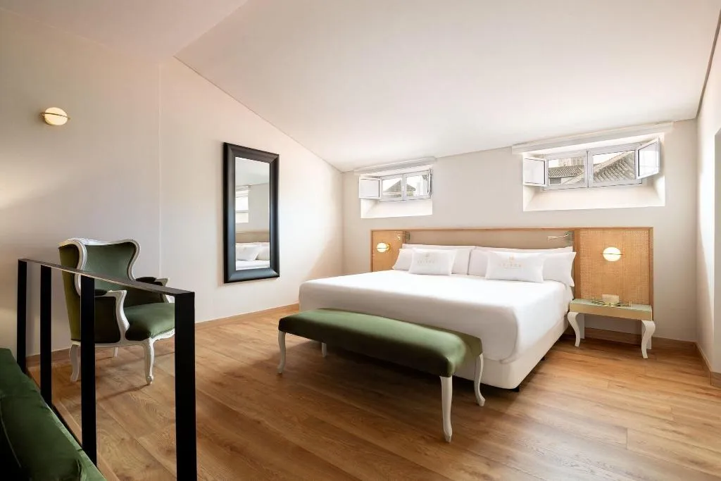 Room, Los Seises By Fontecruz, Seville