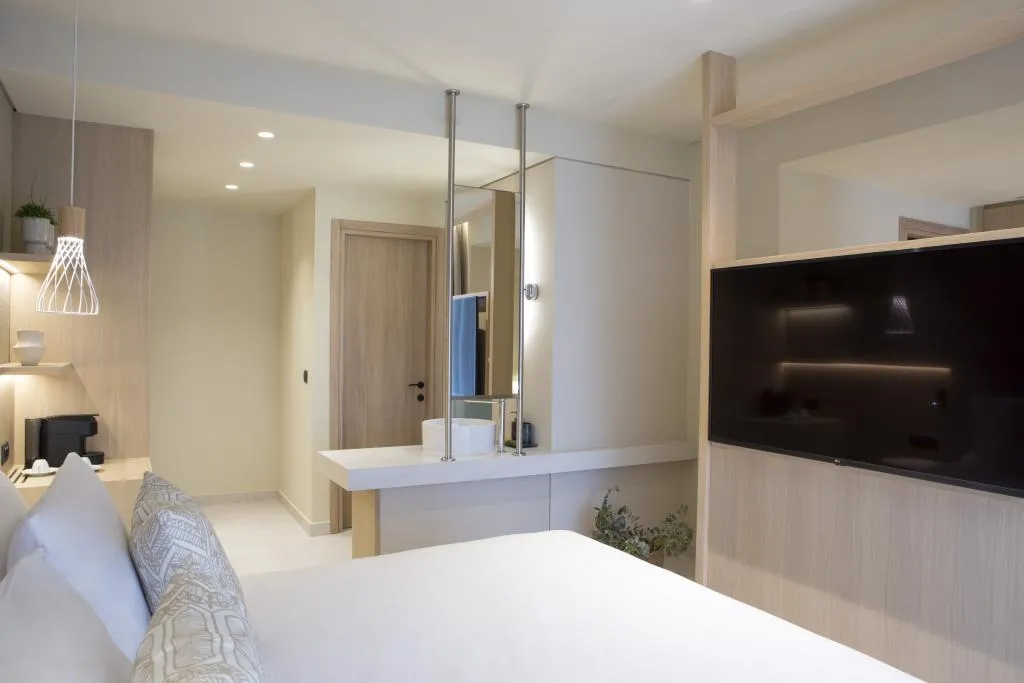 JUNIOR SUITE SEA VIEW Room, MERAVIA Leonardo Limited Edition, Halkidiki