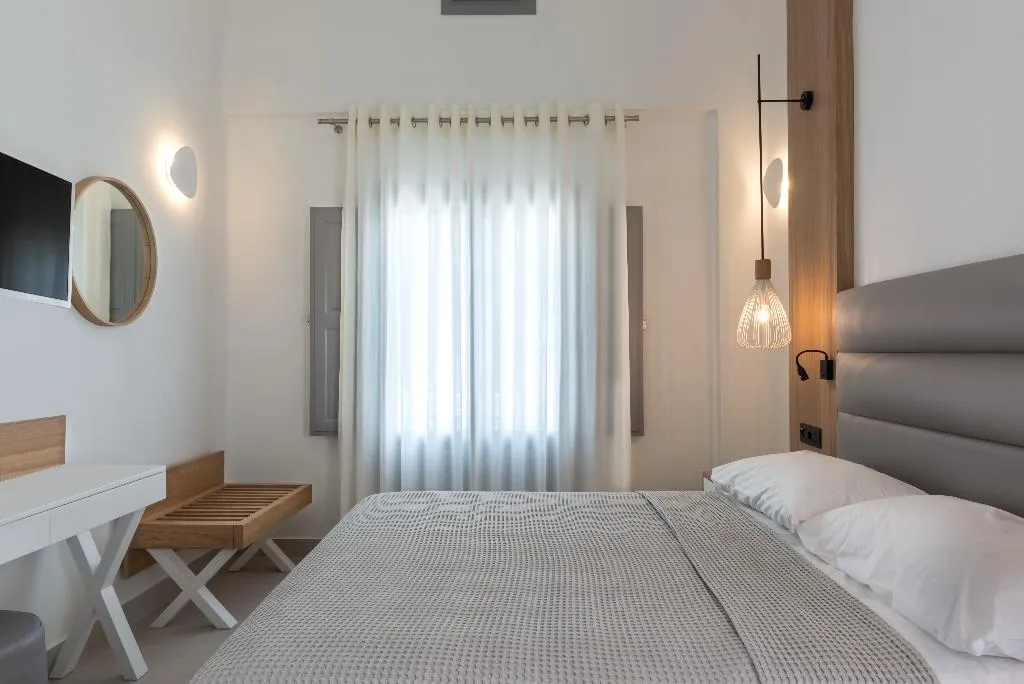 Room, Strogili, Santorini