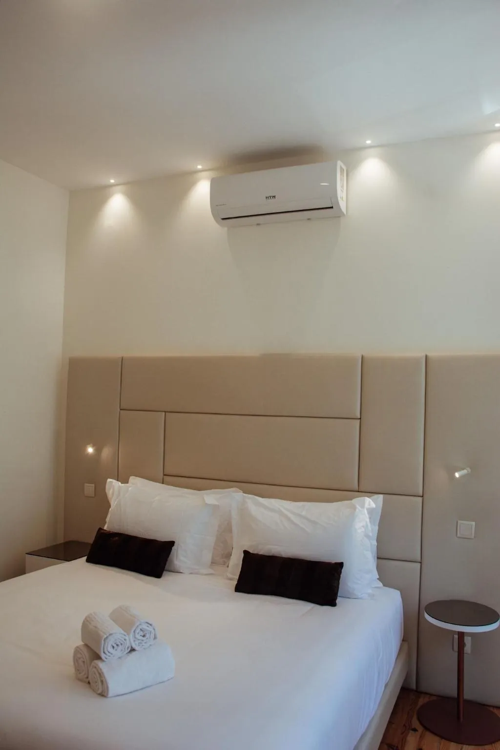 Room, Le Premier Lisbon Suites, Lisbon