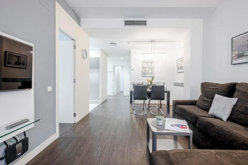 APARTMENT TWO BEDROOMS Room, Catedral Bas Apartments By Aspasios, Barcelona