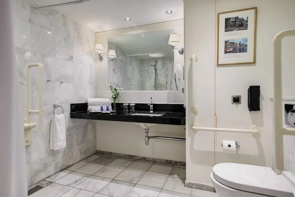 DOUBLE KING SIZE BED Room, The Shelbourne, Autograph Collection, Dublin