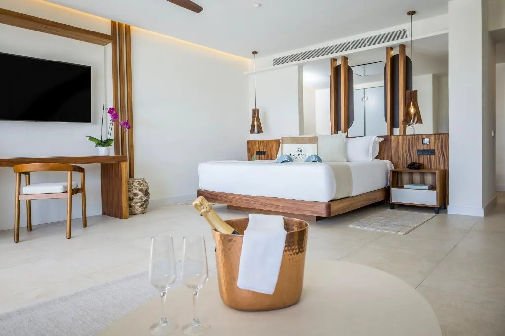 SUITE OCEAN FRONT Room, Majestic Mirage Costa Mujeres - All Suite Resort, Cancun Area