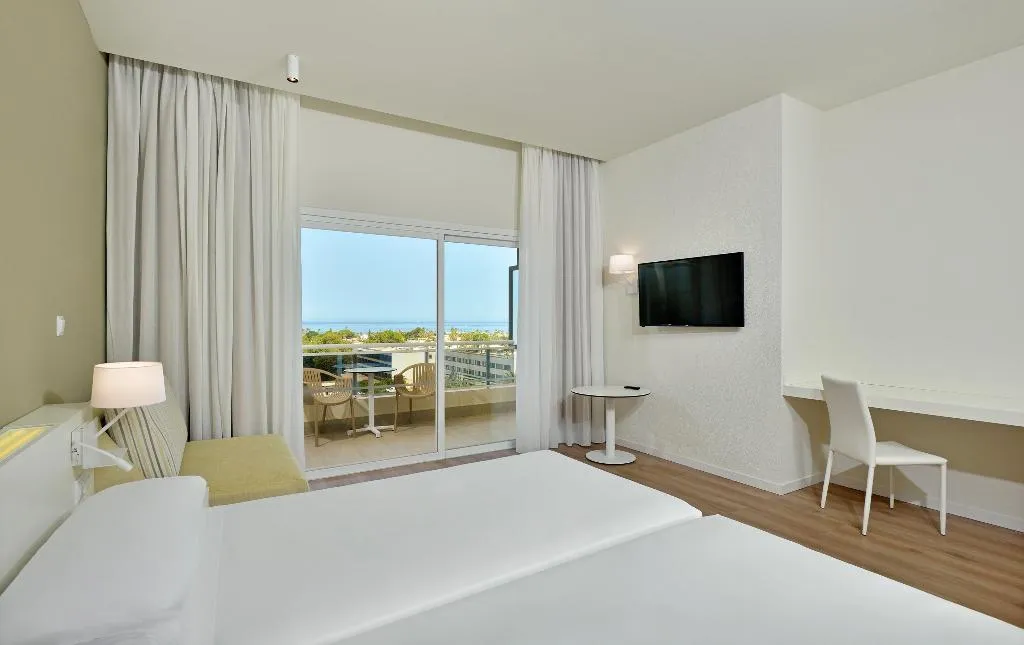 Room SIDE SEA VIEW Room, Sol Marbella Estepona Atalaya Park, Costa Del Sol