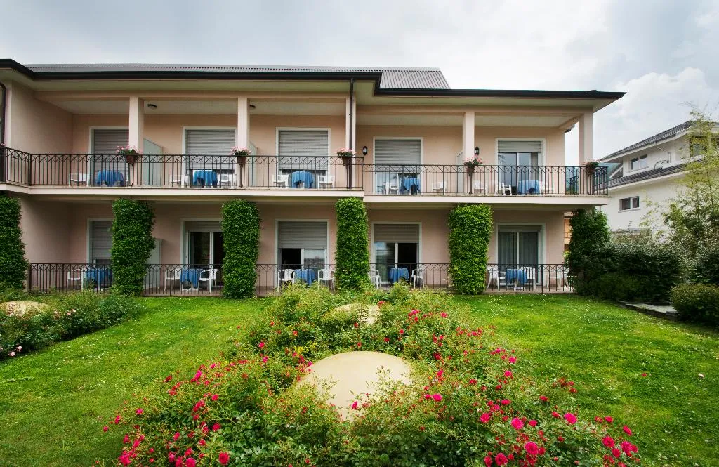 General view, Lido La Perla Nera Hotel, Milan