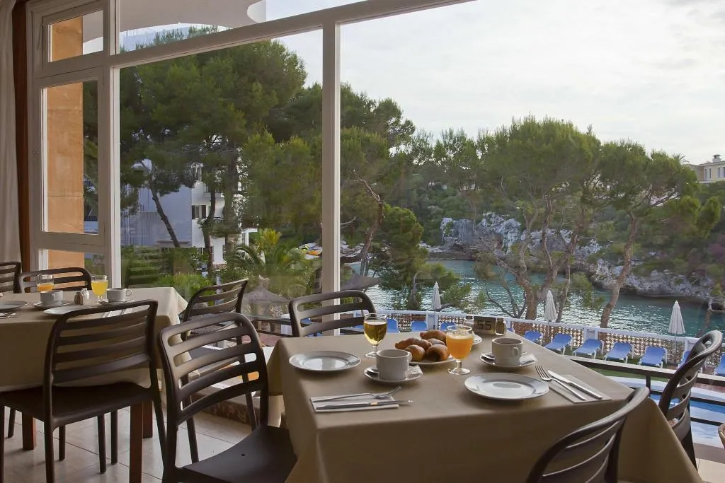Restaurant, Cala Ferrera, Majorca