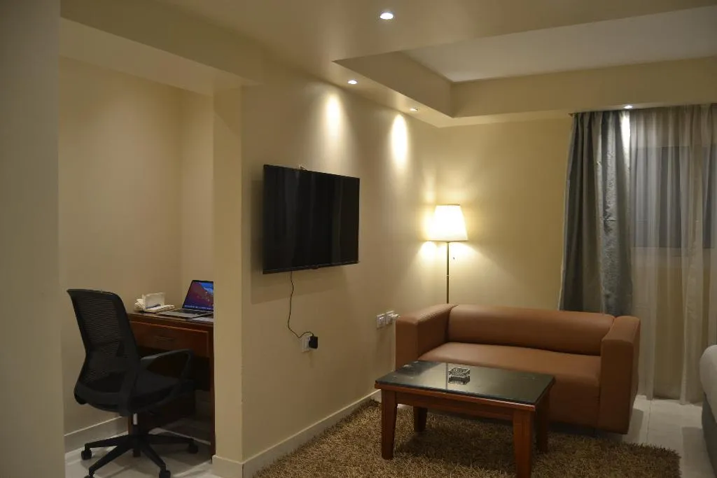 TRIPLE DELUXE Room, Omar El Khayam Al Minya Hotel Luxury Accommodation, Cairo