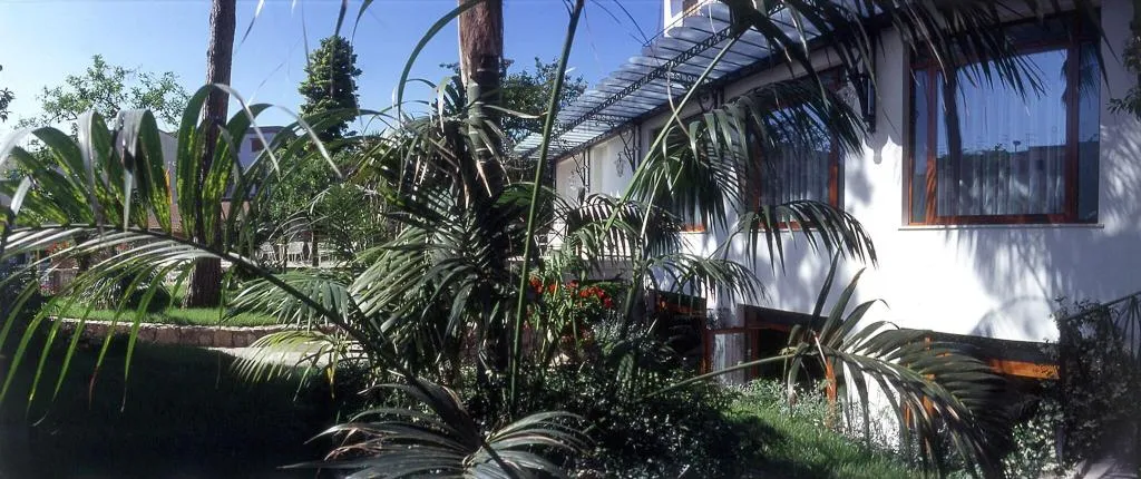 Terrace, Zi' Teresa, Naples