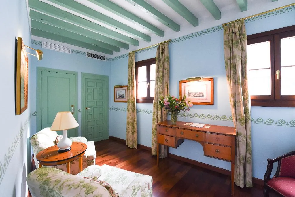 Double or Twin SUPERIOR Room, Casas de la Juderia, Seville