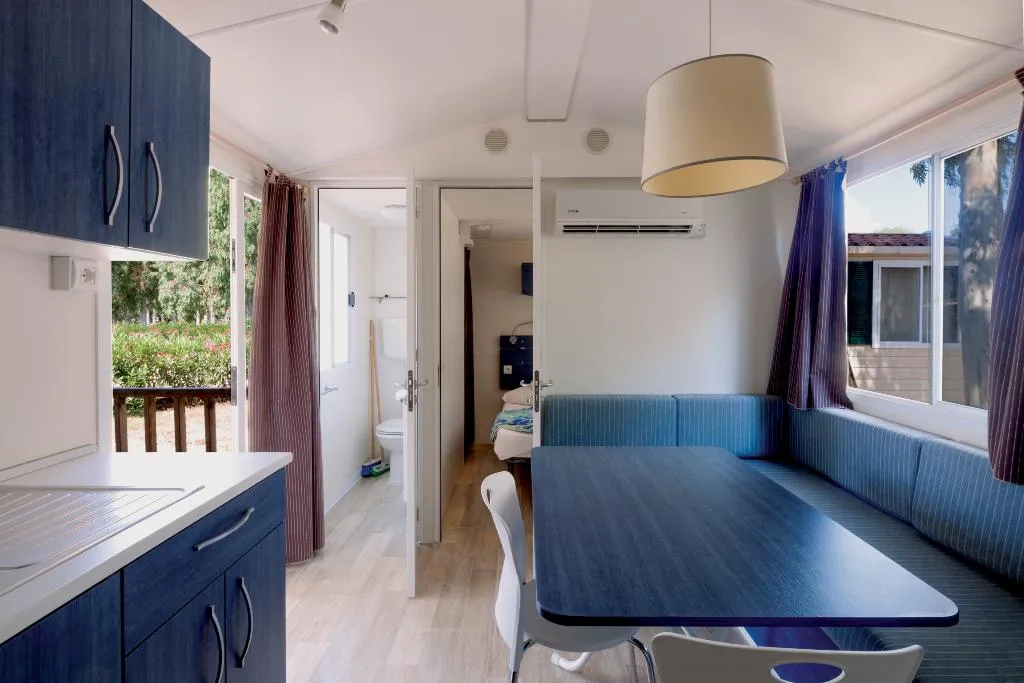 MOBILE HOME TWO BEDS Room, Camping Village Laguna Blu, Alghero