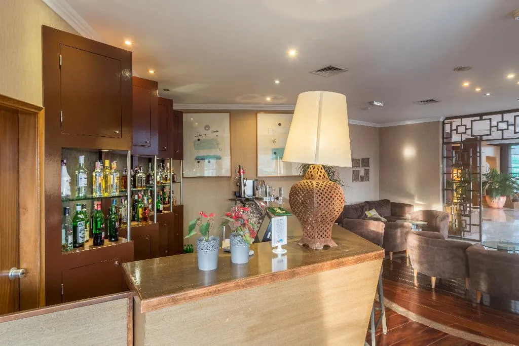 Bar, Amazonia Jamor, Lisbon